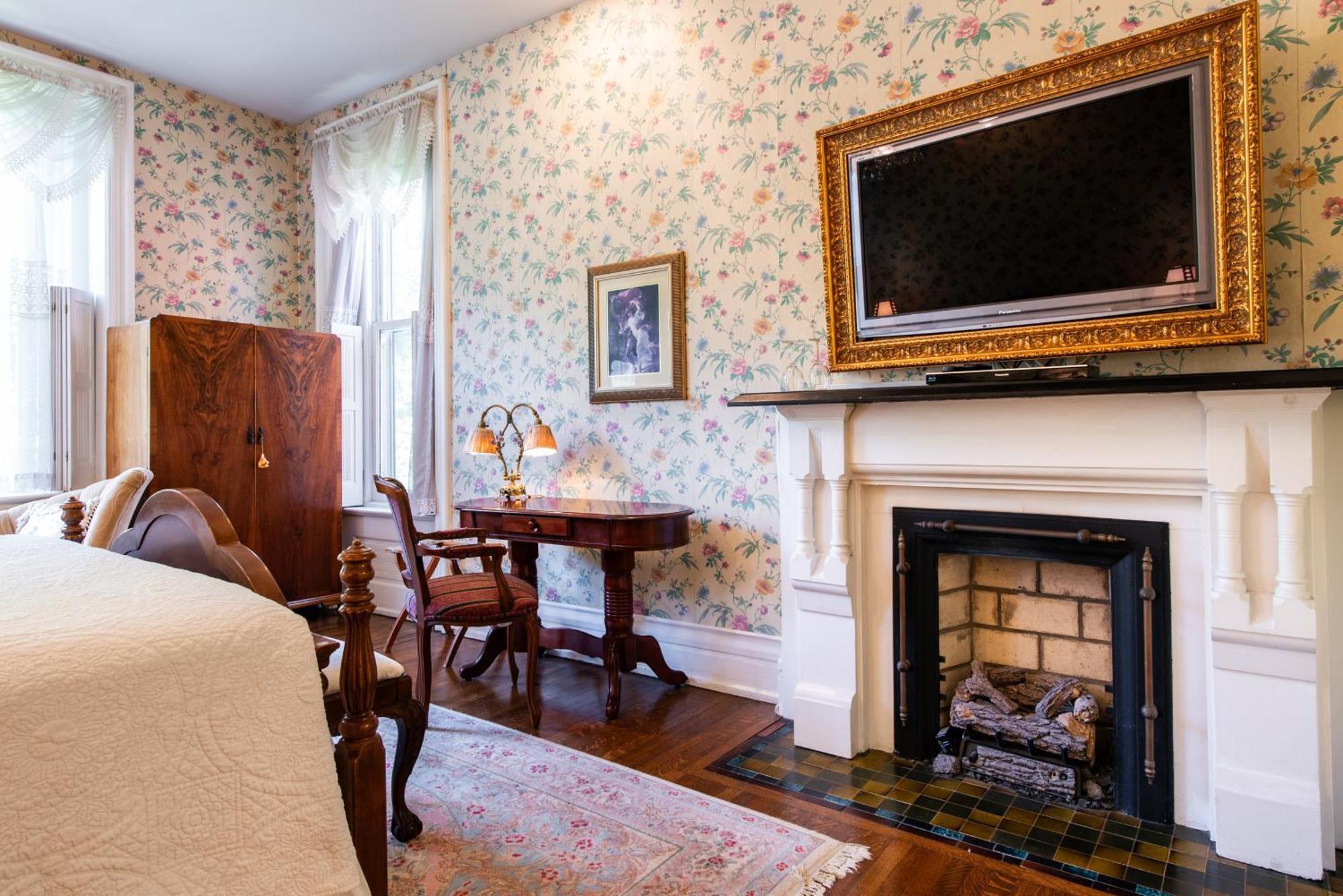 Central Park Bed & Breakfast Louisville Room photo