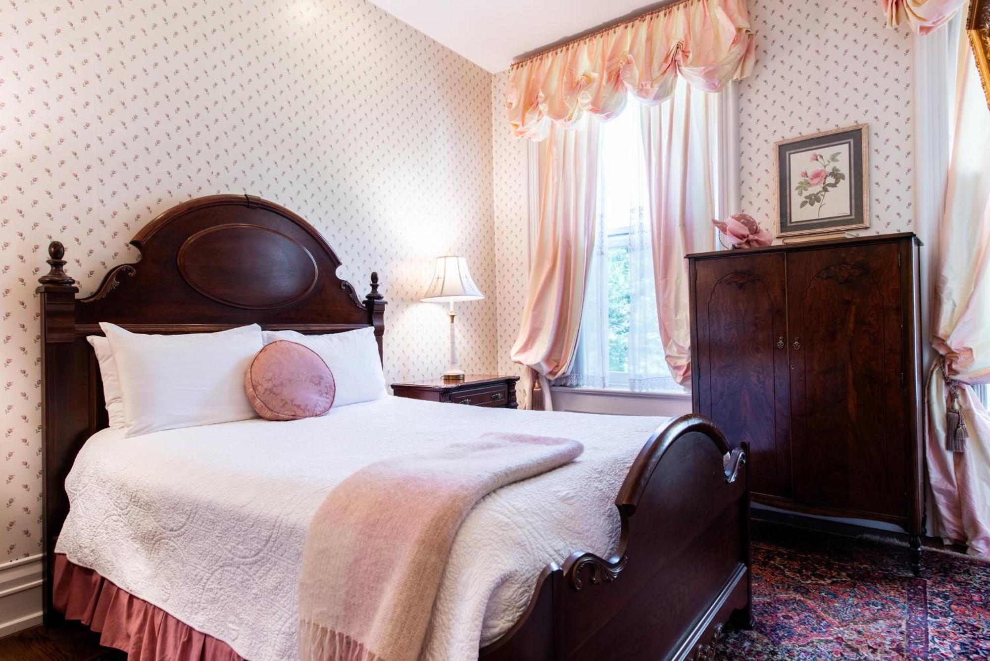 Central Park Bed & Breakfast Louisville Room photo