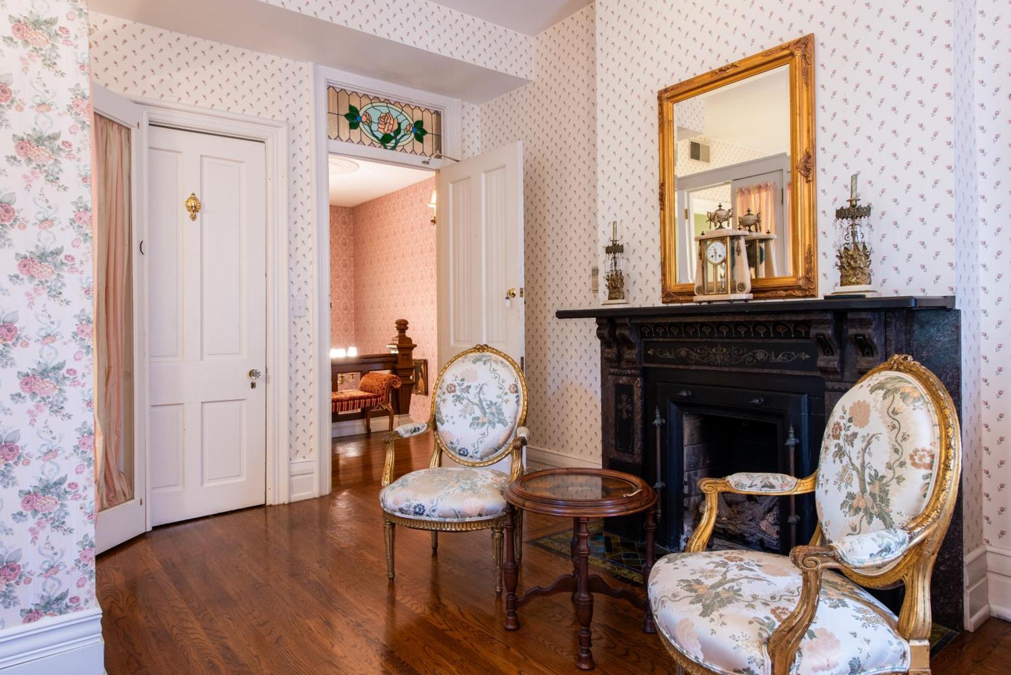 Central Park Bed & Breakfast Louisville Room photo